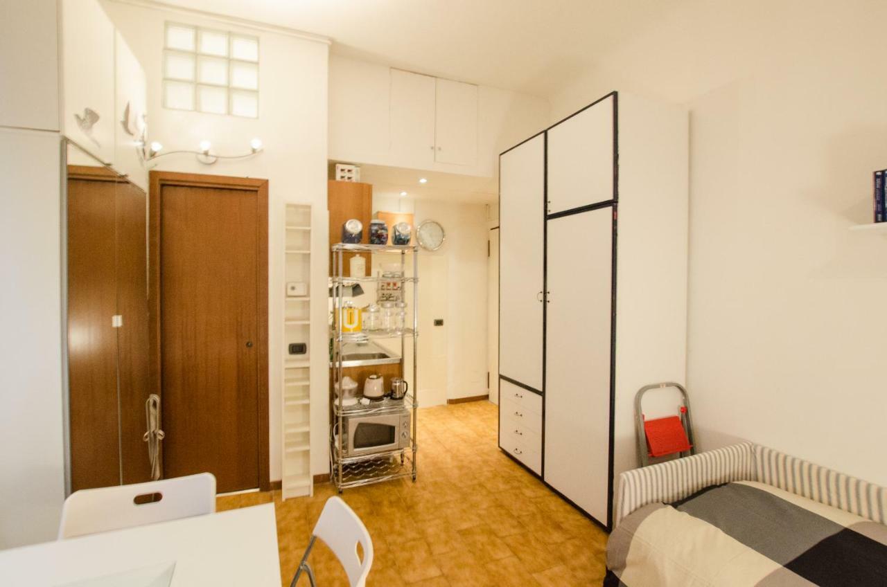 Cozy Central Studio - Porta Romana Apartment Milan Luaran gambar